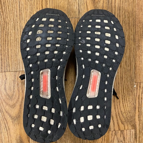 Adidas Ultraboost 2020 Men 9.5 - Picture 4 of 4